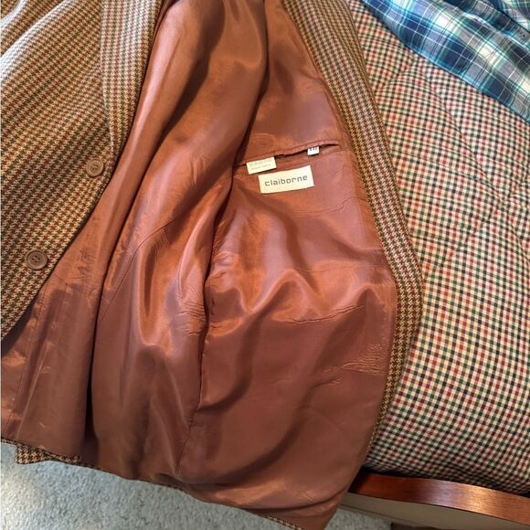 Claiborne Men's Blazer in Copper - Picture 2 of 6